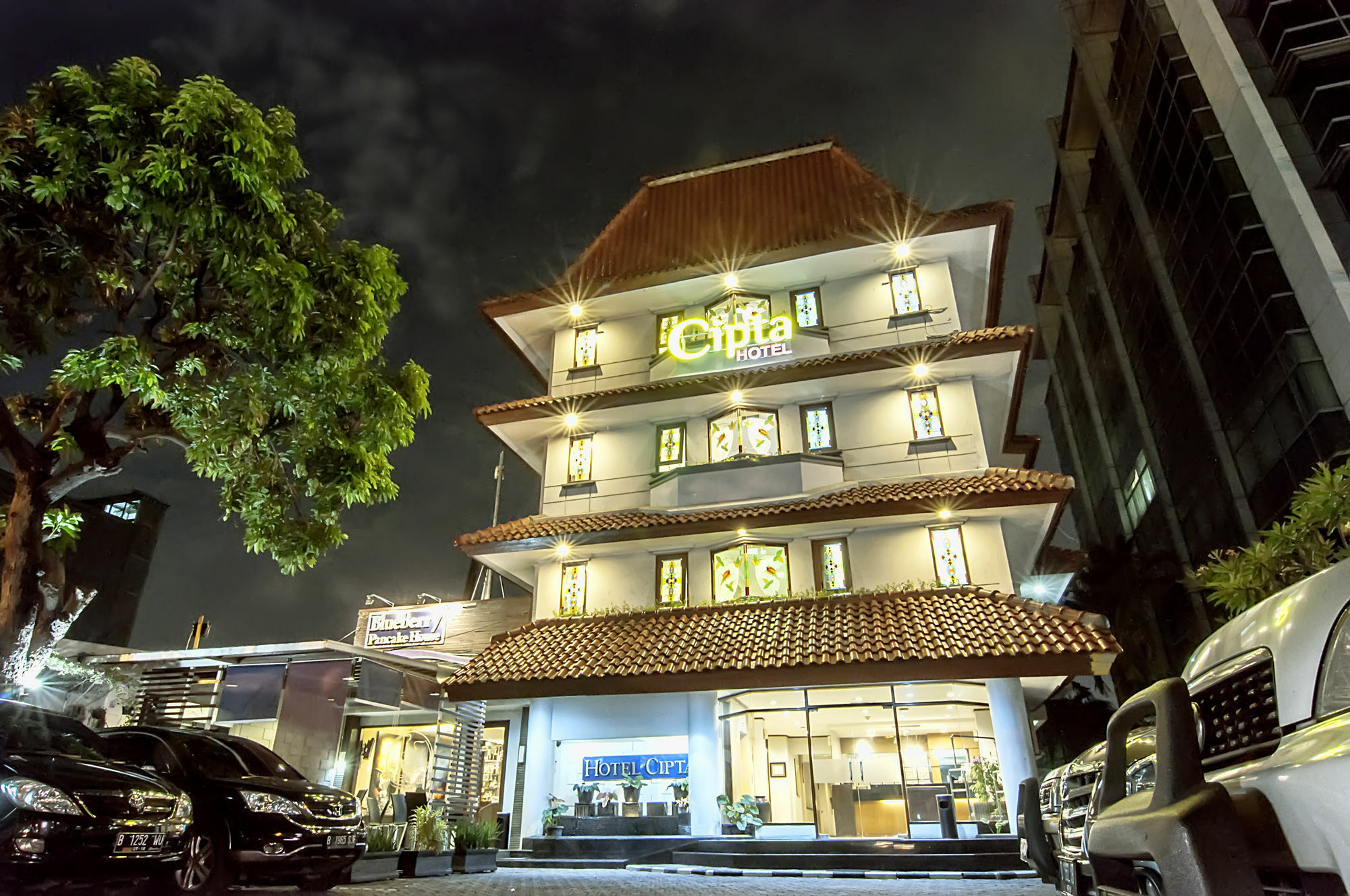 Cipta Hotel Wahid Hasyim Yakarta Exterior foto